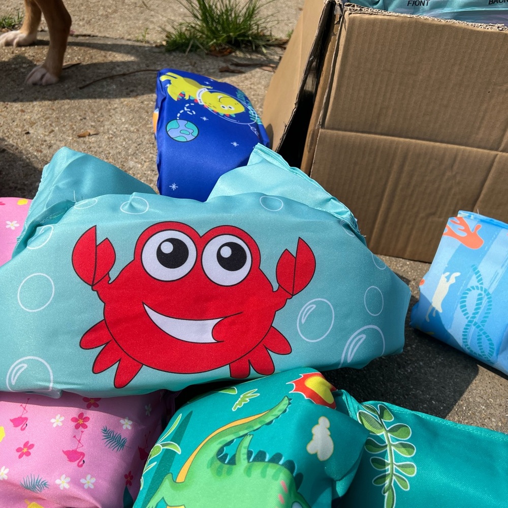 Kids life vest